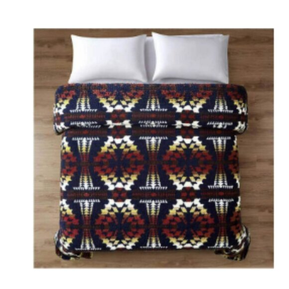 Pendleton Sherpa Fleece Serape Legend Lake Navy Blanket Size Queen - Picture 3 of 6